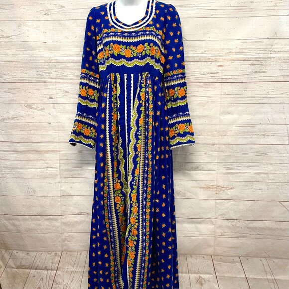 Denise Are Here Dresses & Skirts - Denise Are Here Vintage Prairie Maxi Dress